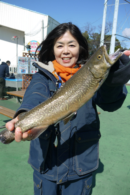 としまえんフィッシングエリア 釣果