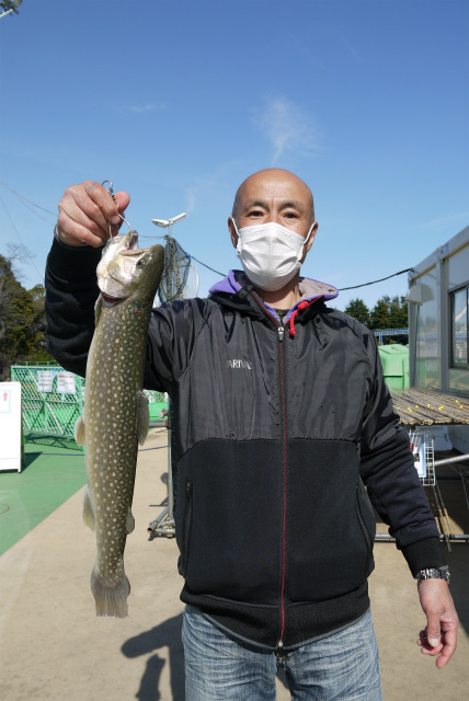 としまえんフィッシングエリア 釣果