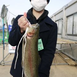 としまえんフィッシングエリア 釣果