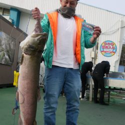 としまえんフィッシングエリア 釣果