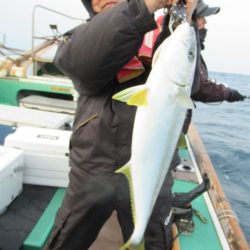 真祐丸 (しんゆうまる) 釣果