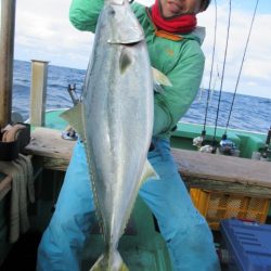 真祐丸 （しんゆうまる） 釣果