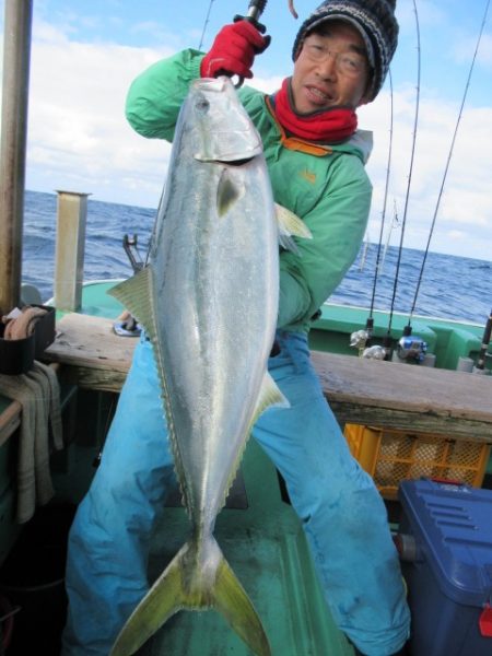 真祐丸 （しんゆうまる） 釣果
