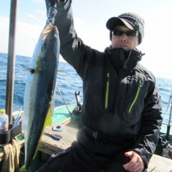 真祐丸 (しんゆうまる) 釣果