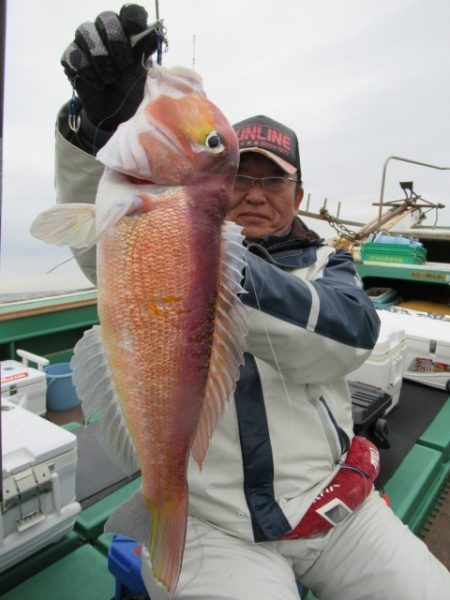 真祐丸 （しんゆうまる） 釣果