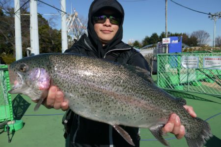 としまえんフィッシングエリア 釣果