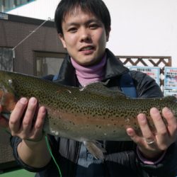 としまえんフィッシングエリア 釣果