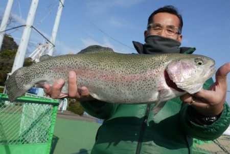 としまえんフィッシングエリア 釣果