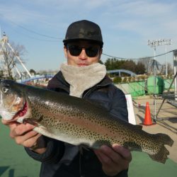 としまえんフィッシングエリア 釣果