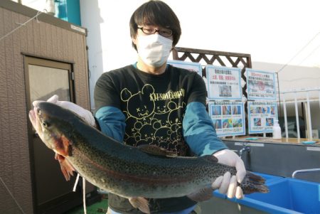 としまえんフィッシングエリア 釣果