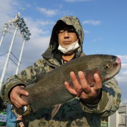 としまえんフィッシングエリア 釣果