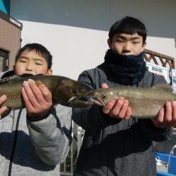 としまえんフィッシングエリア 釣果
