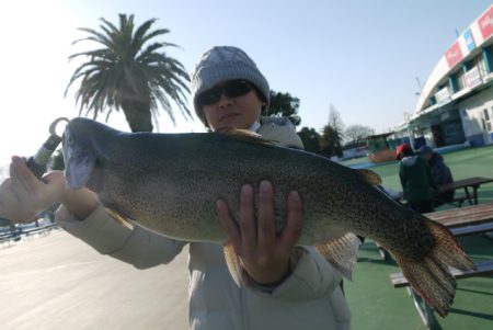 としまえんフィッシングエリア 釣果