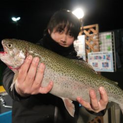 としまえんフィッシングエリア 釣果