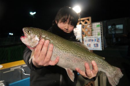 としまえんフィッシングエリア 釣果