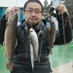 としまえんフィッシングエリア 釣果