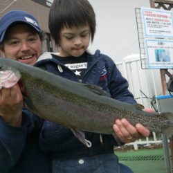 としまえんフィッシングエリア 釣果