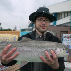 としまえんフィッシングエリア 釣果