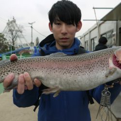 としまえんフィッシングエリア 釣果