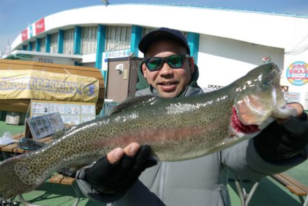 としまえんフィッシングエリア 釣果