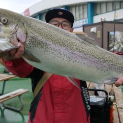 としまえんフィッシングエリア 釣果