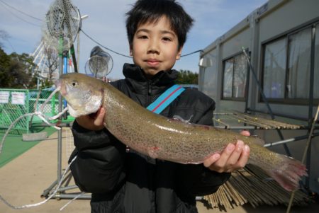 としまえんフィッシングエリア 釣果