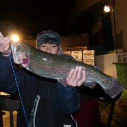 としまえんフィッシングエリア 釣果