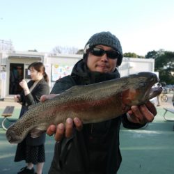 としまえんフィッシングエリア 釣果