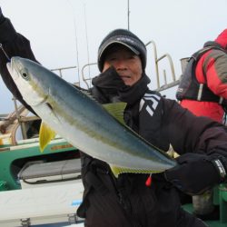 真祐丸 (しんゆうまる) 釣果