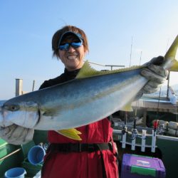 真祐丸 （しんゆうまる） 釣果