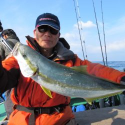 真祐丸 （しんゆうまる） 釣果