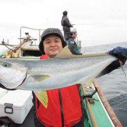 真祐丸 (しんゆうまる) 釣果