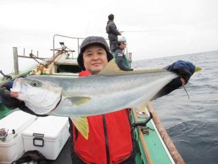 真祐丸 (しんゆうまる) 釣果