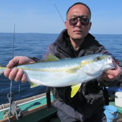 真祐丸 (しんゆうまる) 釣果
