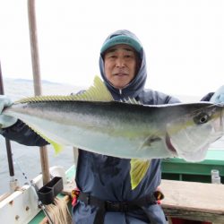 真祐丸 (しんゆうまる) 釣果