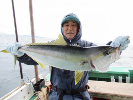 真祐丸 (しんゆうまる) 釣果