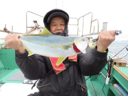 真祐丸 (しんゆうまる) 釣果