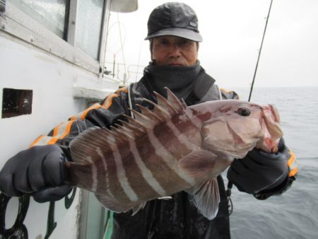 真祐丸 (しんゆうまる) 釣果