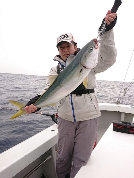 エンペラー 釣果