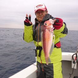 エンペラー 釣果