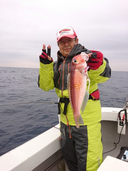 エンペラー 釣果