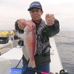 エンペラー 釣果