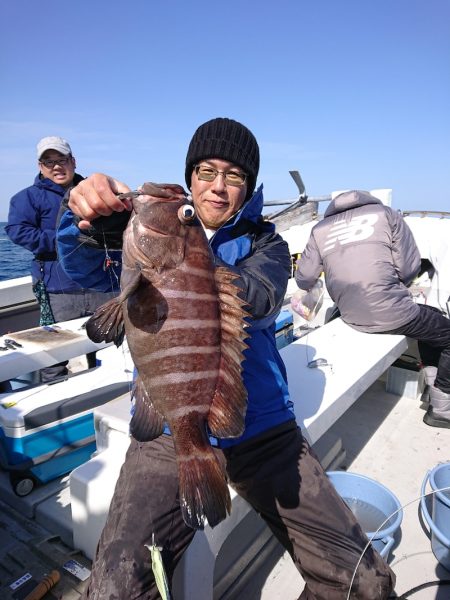 エンペラー 釣果