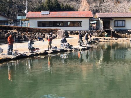 白州トラウトフィッシングエリア　シルフ 釣果