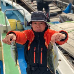 丸万釣船 釣果