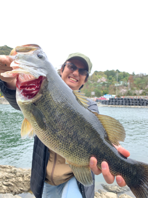 デカバス！春到来！！！