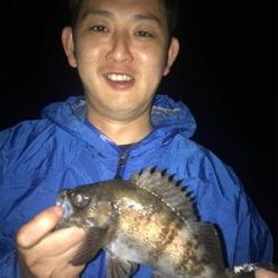 まだ水温は冷たい