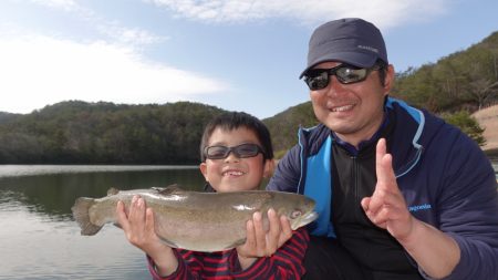フィッシングレイクたかみや 釣果