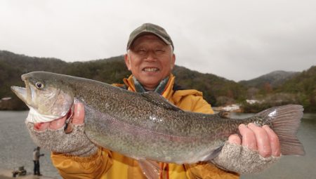 フィッシングレイクたかみや 釣果