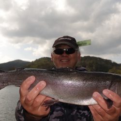 フィッシングレイクたかみや 釣果